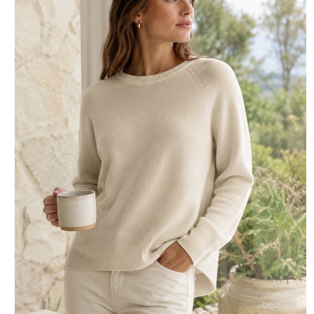 360Cashmere Sweater Womens Medium Beige 100% Cashmere High-Low Pleat Back 21102